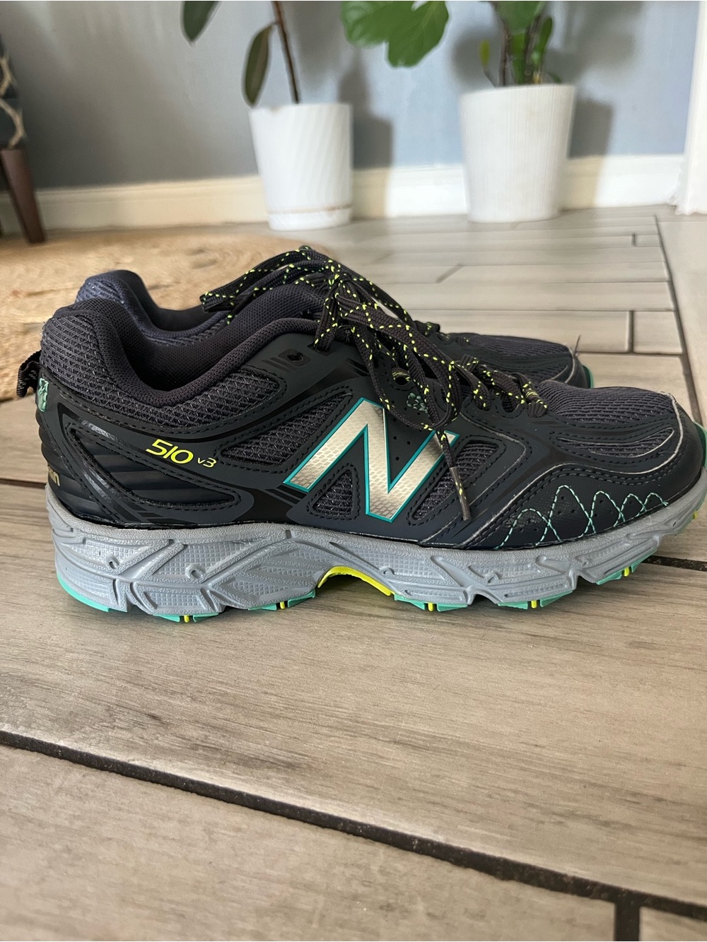 New Balance Women's 510 V3 Black with Teal & Gray Trail Shoes